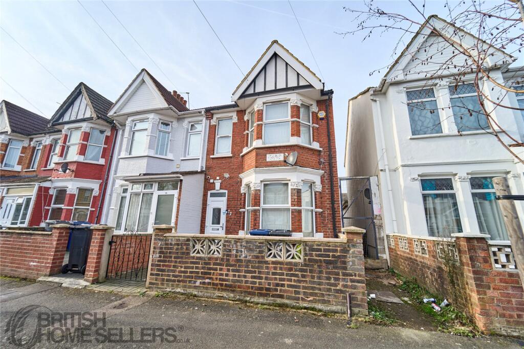 Northcote Avenue, Southall, UB1