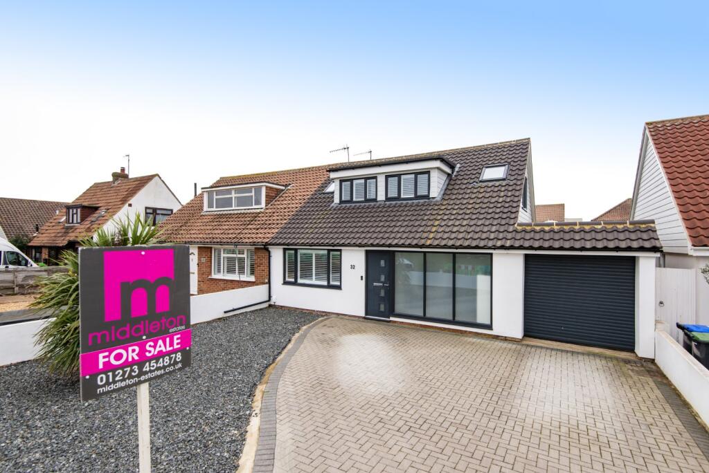 Falcon Close, Shoreham Beach, West Sussex, BN43