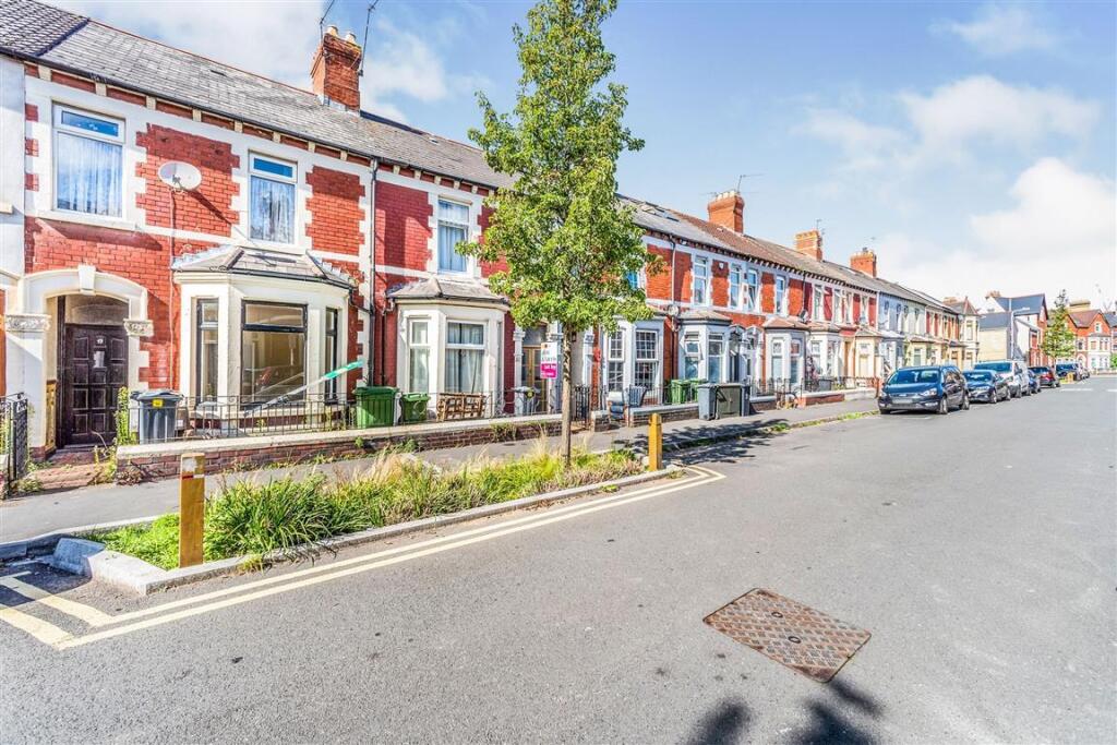 Coed Cae Street, Grangetown, CARDIFF