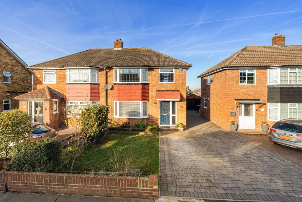 Leander Drive, Gravesend, Kent, DA12 4NE