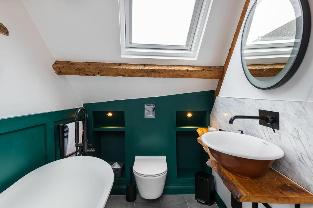 The Apple Loft, Strete, Dartmouth: Bathroom