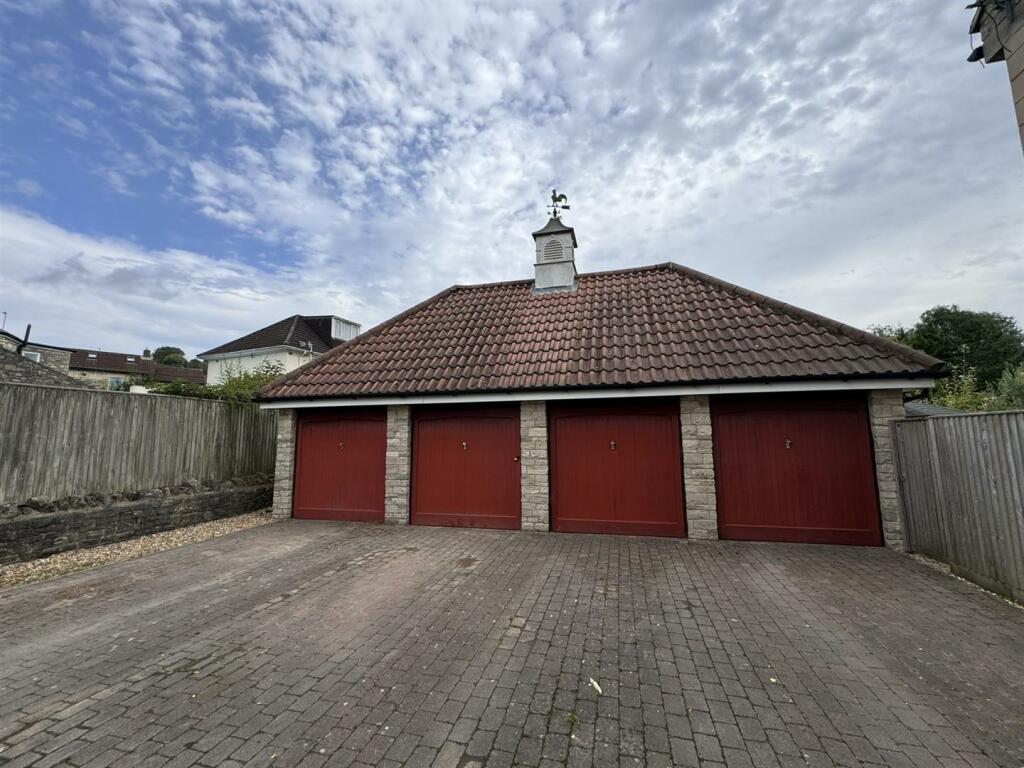 Garage &amp; Additional Parking