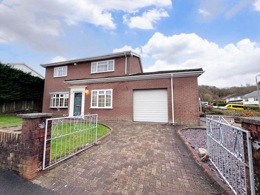 Lakeside Gardens, Merthyr Tydfil, CF48 1EW