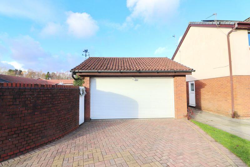 Detached Garage