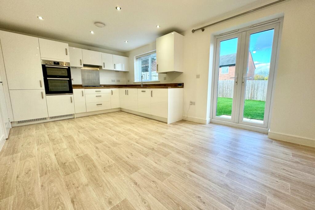 Kitchen/Family Room