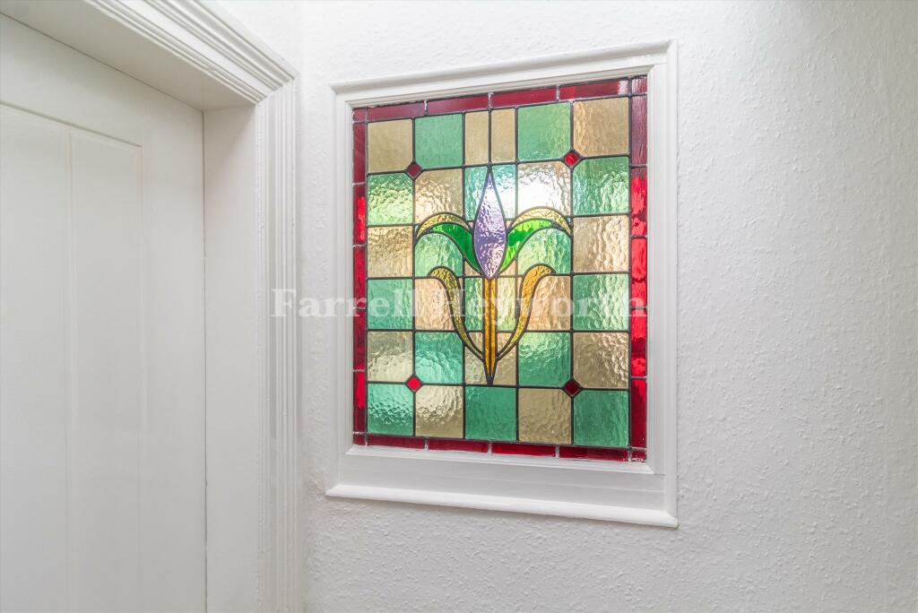 Stained glass featur