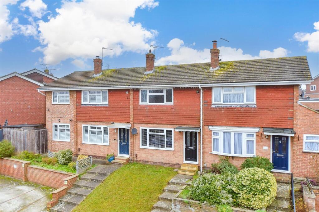 Heron Road, Larkfield, Aylesford, Kent