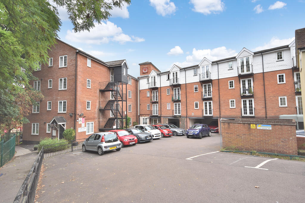 Castle View, Hockerill Street, Bishops Stortford, Herts, CM23