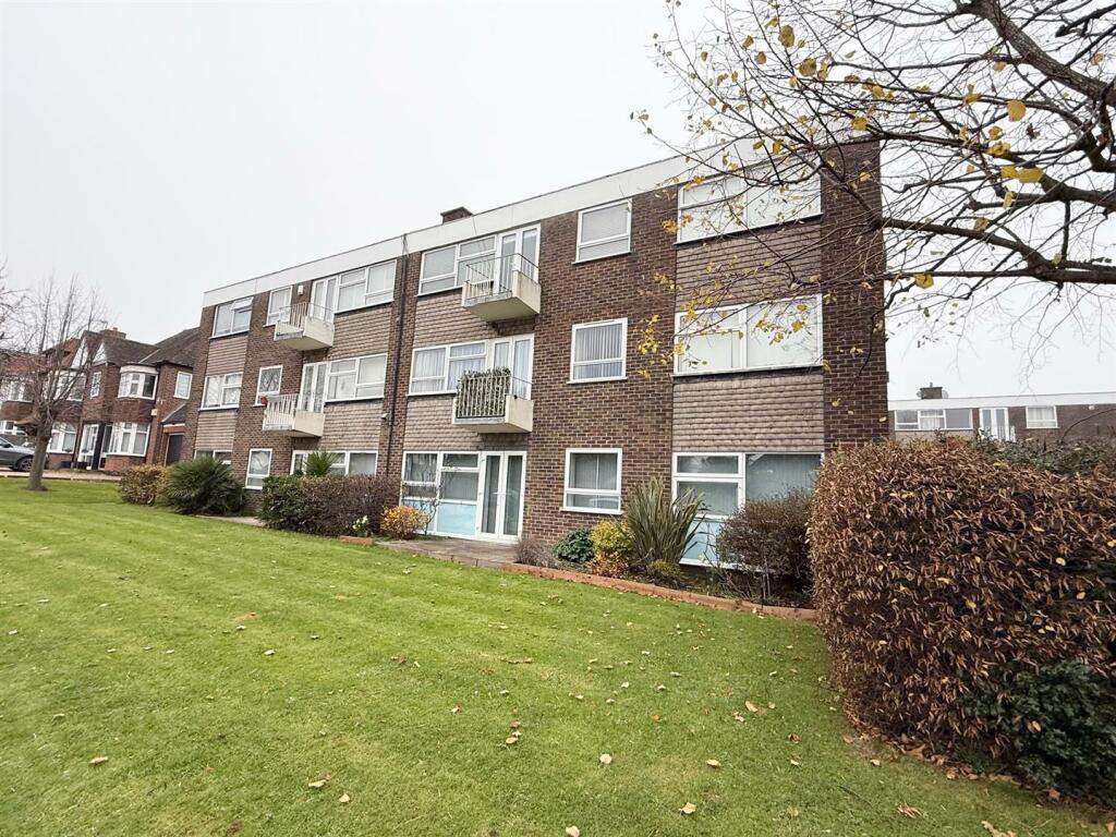 Rockleigh Court, Hutton Road, Shenfield, Brentwood