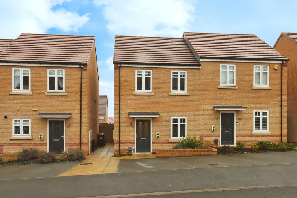 Cooper Way, Wakefield, WF3