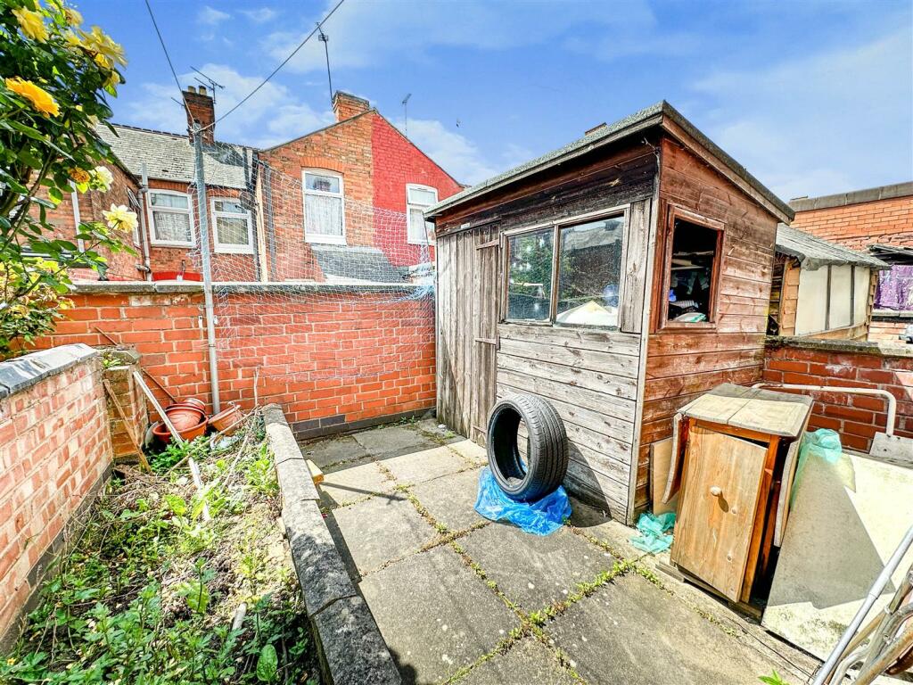 Rear courtyard