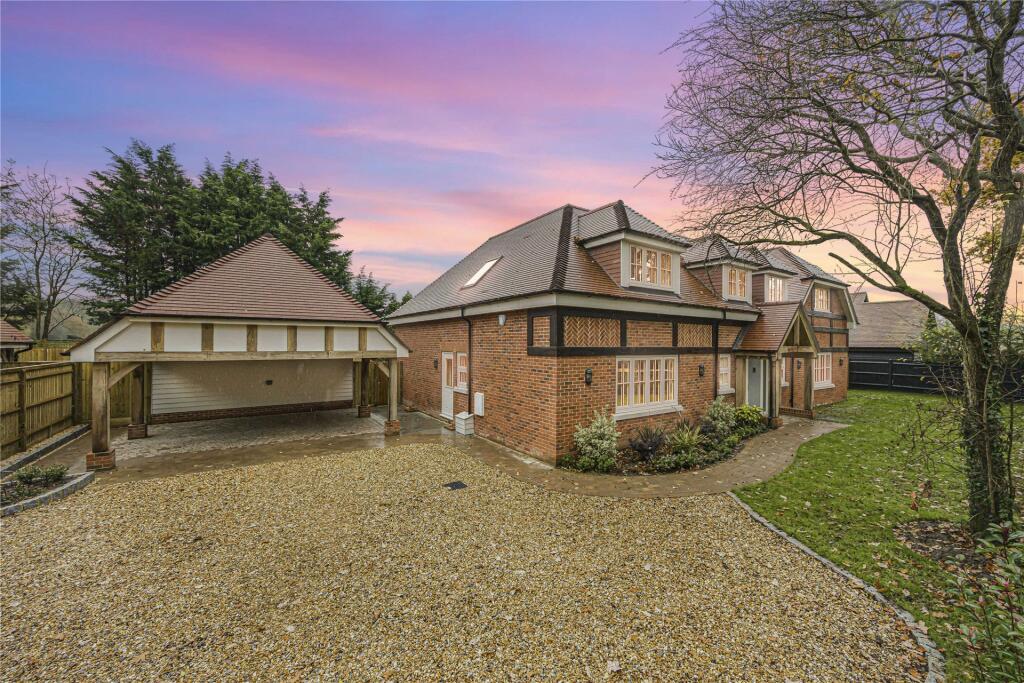 Browninghill Green, Baughurst, Tadley, Hampshire, RG26