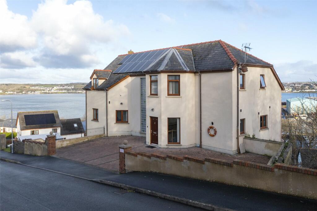 St. Patricks Hill, Llanreath, Pembroke Dock, Pembrokeshire, SA72