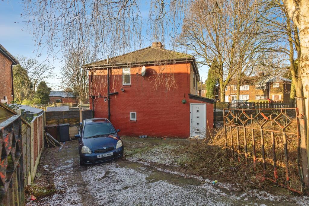 Broadbent Avenue, ASHTON-UNDER-LYNE, Lancashire, OL6