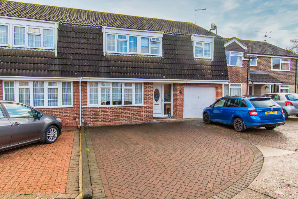 Kingsdown Close, Earley, Reading, Berkshire