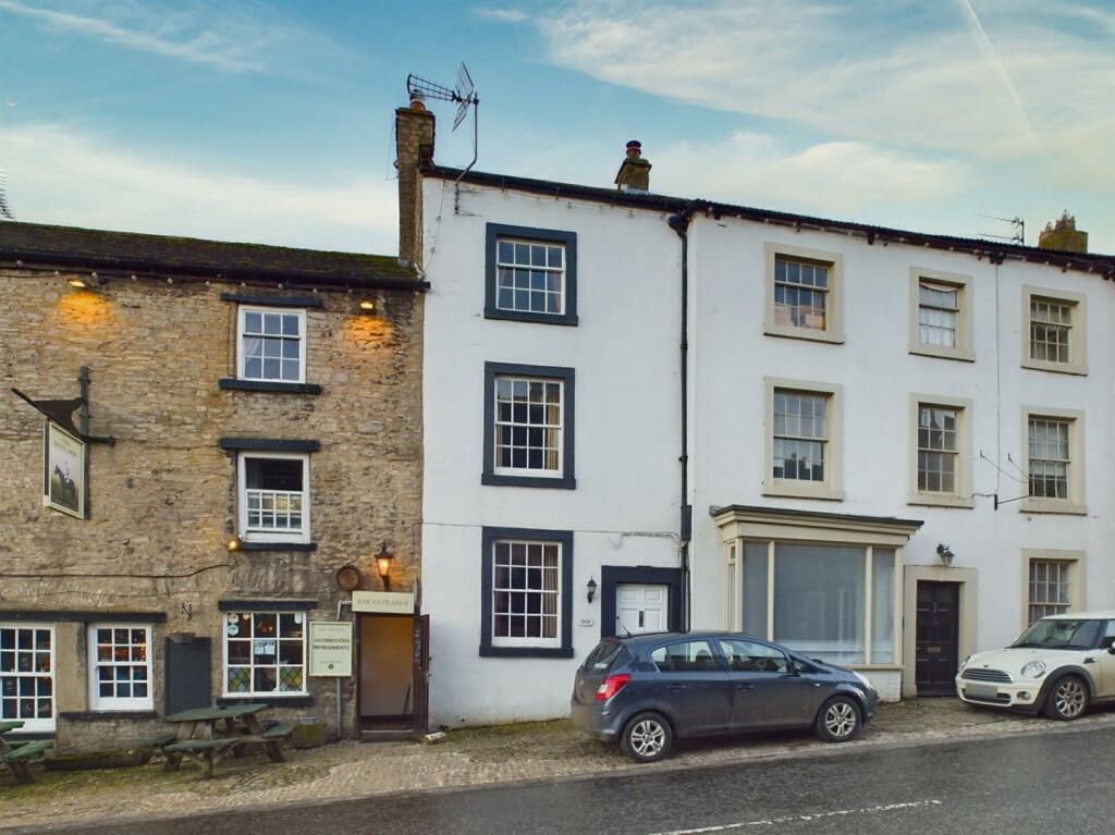 Market Place, Middleham, Leyburn