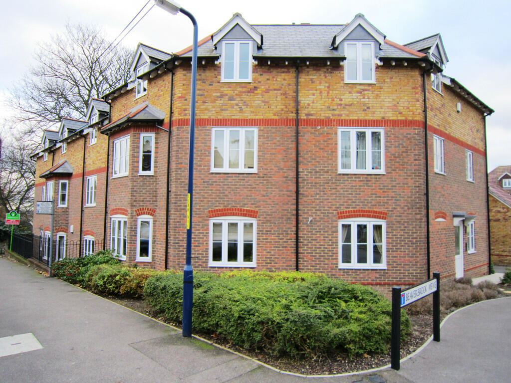 Beaverbrook Mews, Cornwallis Road