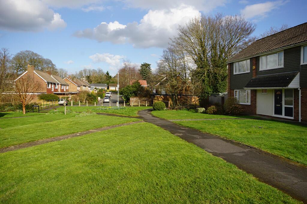 Meadow Road, Chipping Sodbury, Bristol