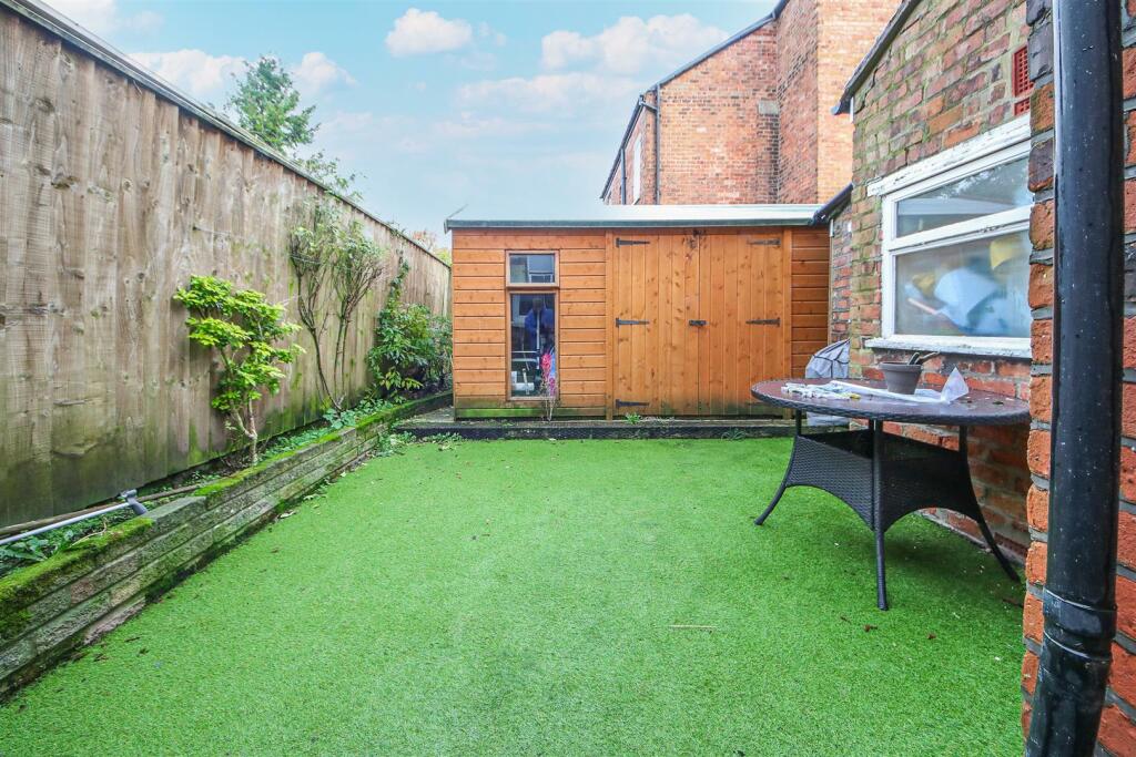 Courtyard Garden