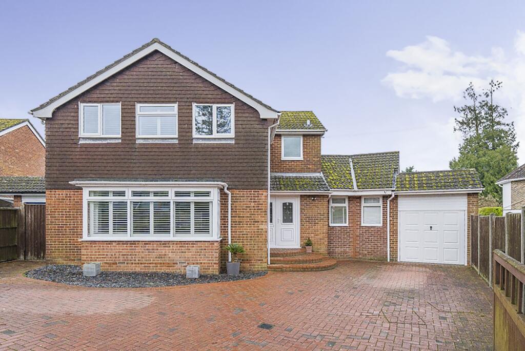 Horndean Road, Emsworth, PO10