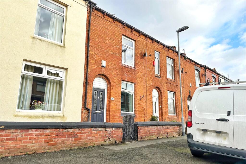 Chestnut Street, Chadderton, Oldham, Greater Manchester, OL9