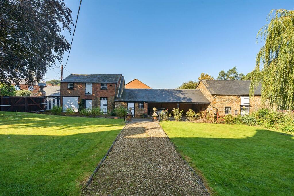 Church Farm, Long Buckby