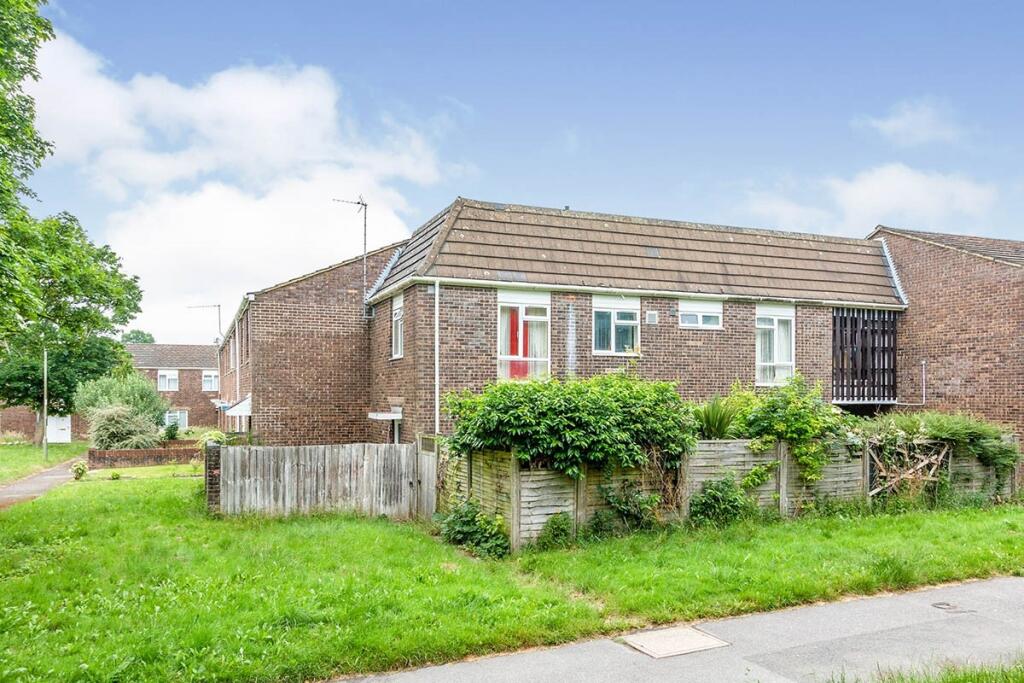 Quilter Road, Basingstoke, Hampshire, RG22