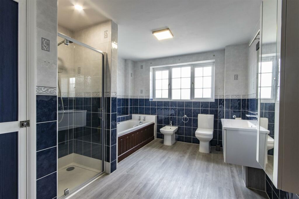 Family Bathroom