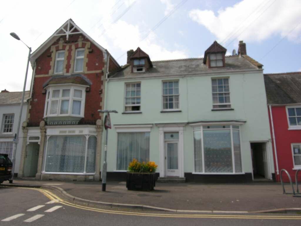 Holyrood Street, Chard