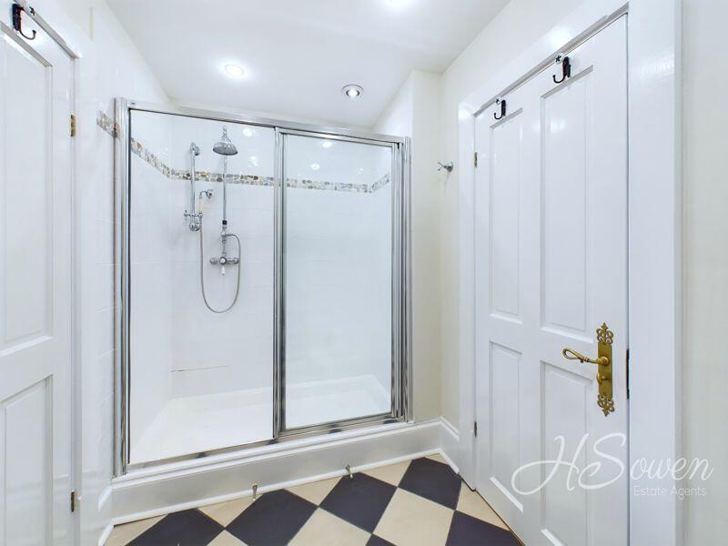 Jack and Jill shower room