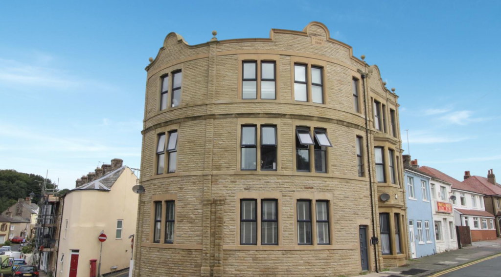 Gorgeous Top Floor Apartment - Woborrow Road, Heysham, Morecambe