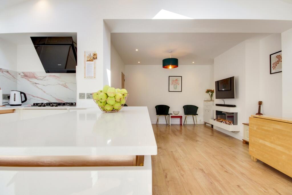 Open-Plan Kitchen Dining Room