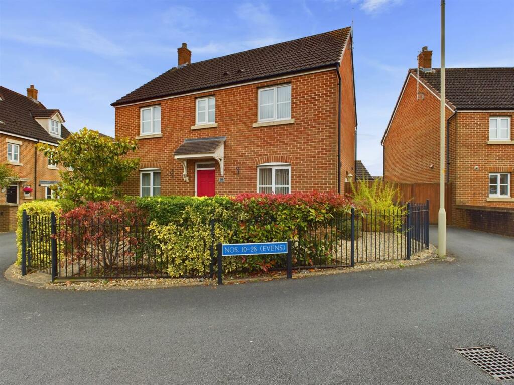 Coltishall Close, Quedgeley, Gloucester