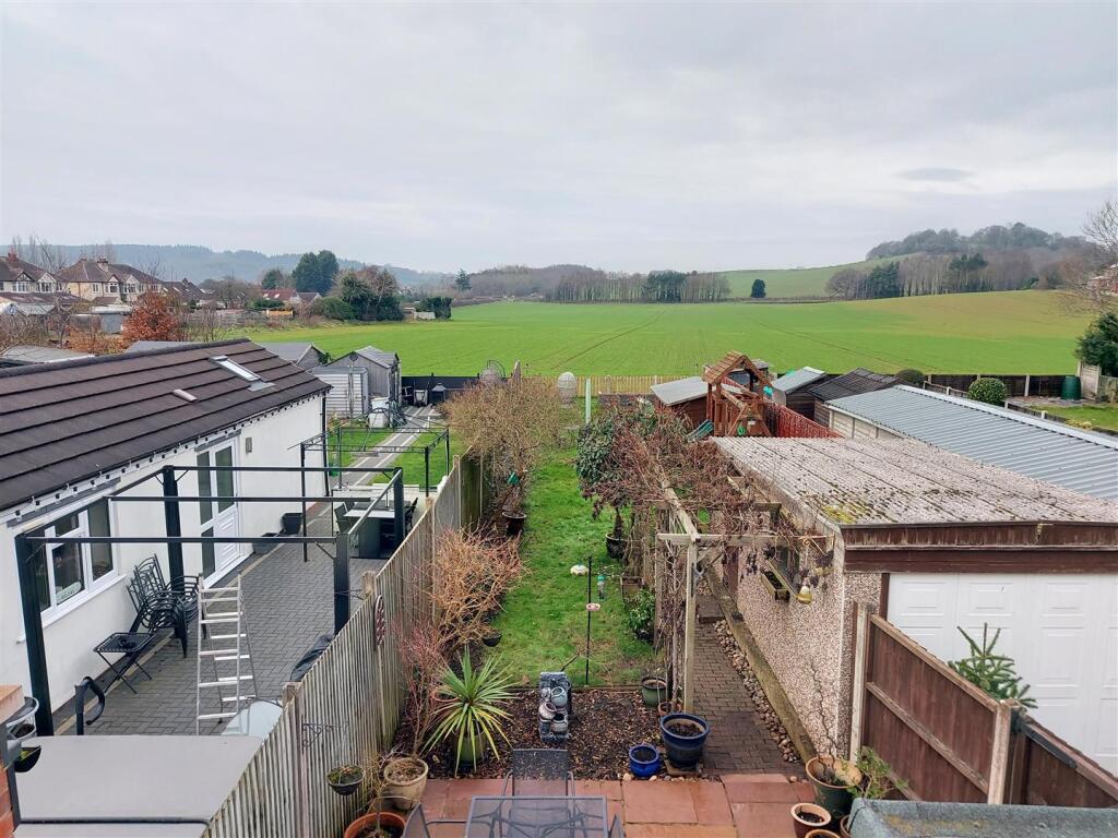 Rear Garden Overview