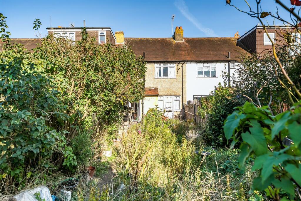 For Sale by Aspire Residential - Balcombe Avenue