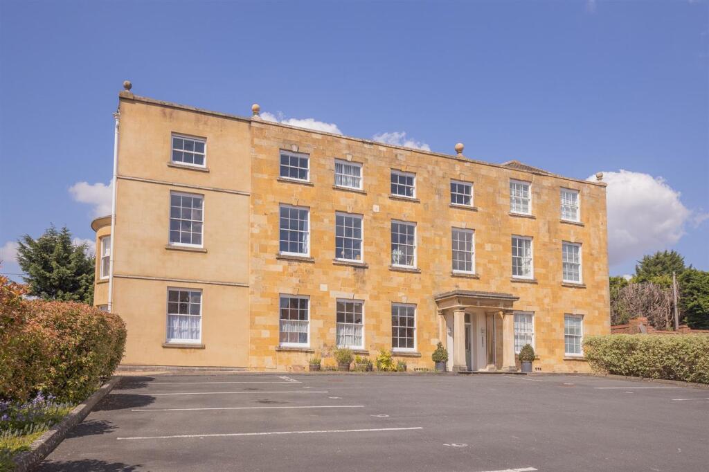 Clarks Hill Rise, Evesham, WR11