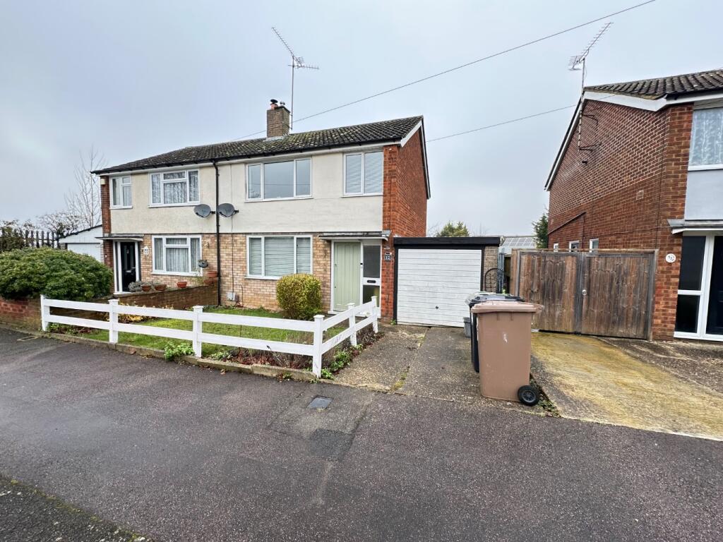 Atholl Close, Luton, Bedfordshire, LU3 3LD