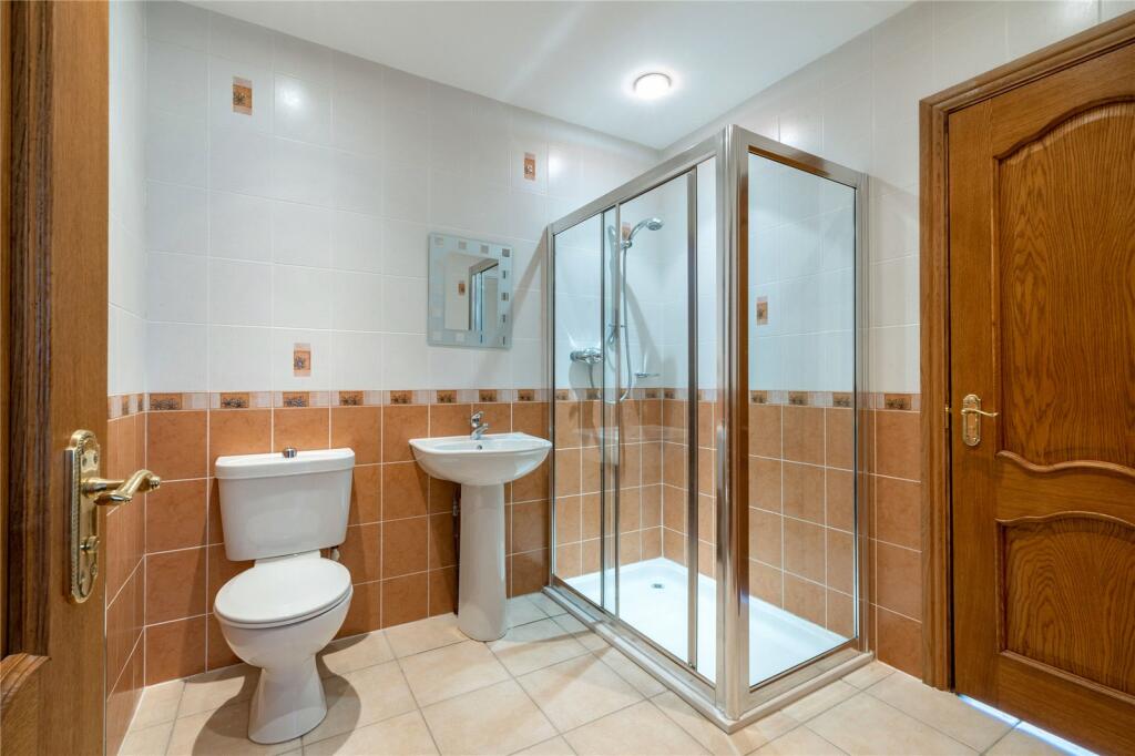 En-Suite Bathrooms