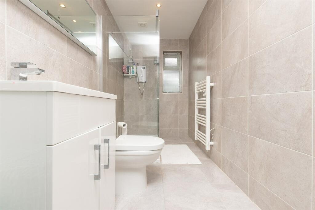 En-Suite Shower Room