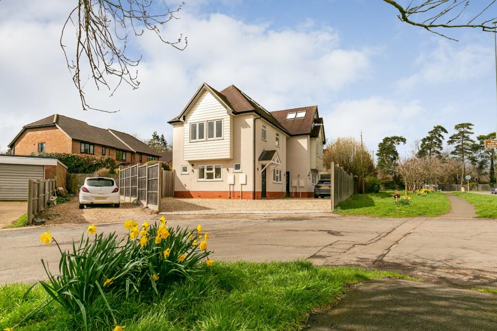 Cherry Tree Road, Milford, Surrey, GU8