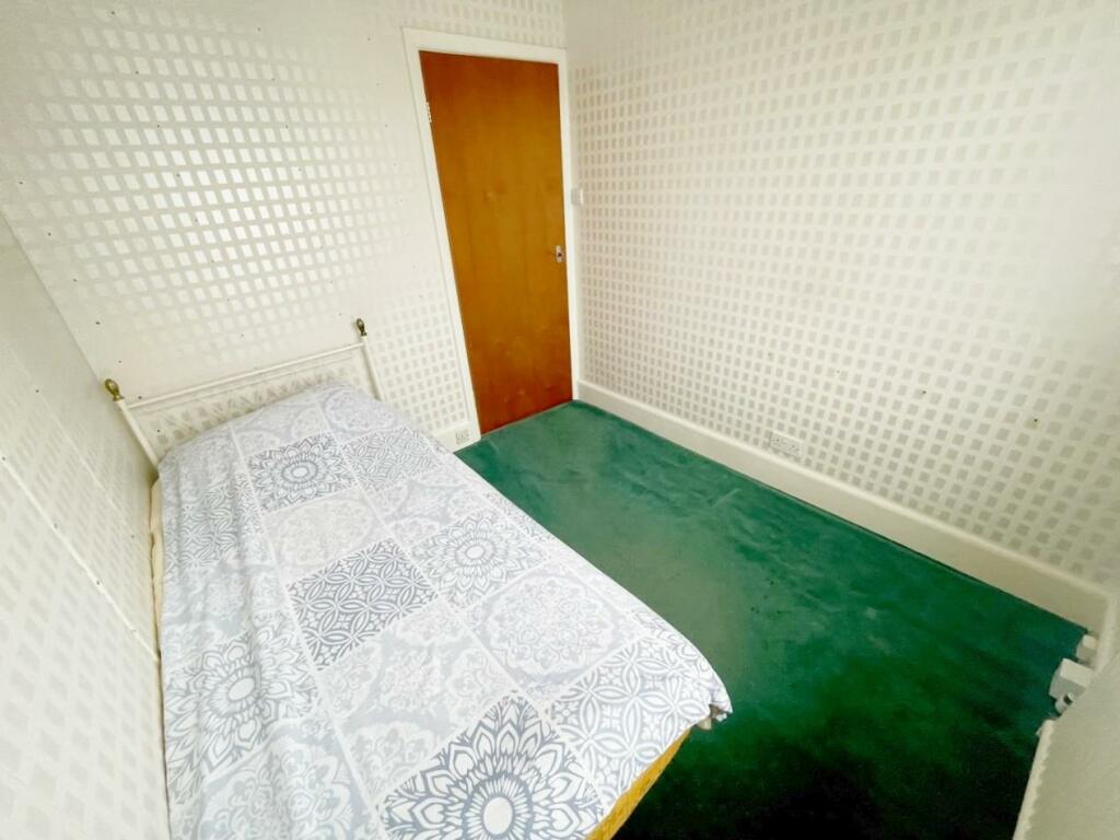 Bedroom 3.jpg