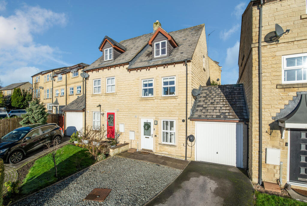 Middlefield Court, East Morton, West Yorkshire, BD20