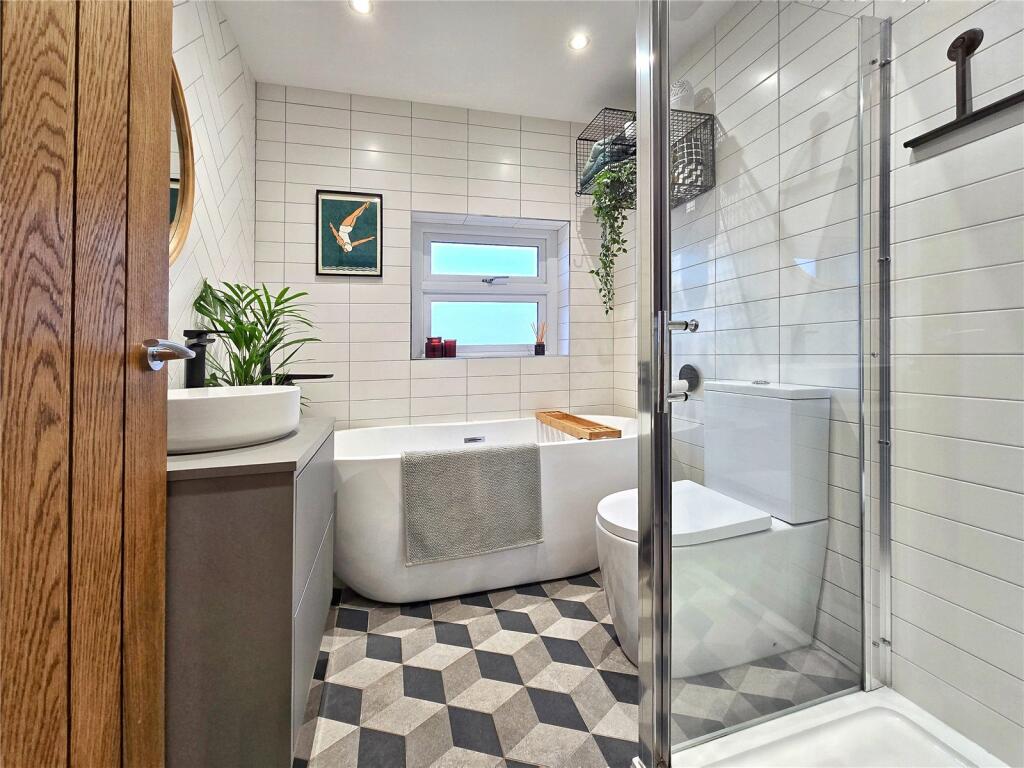 Four-Piece Bathroom