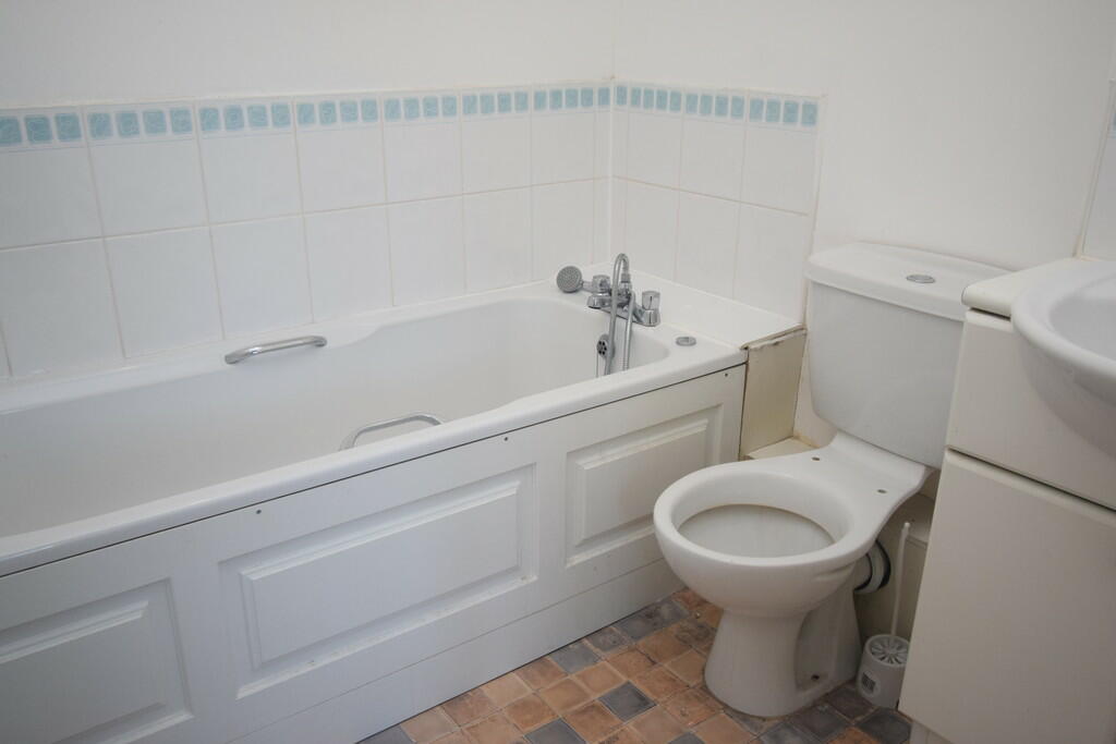 en suite bathroom