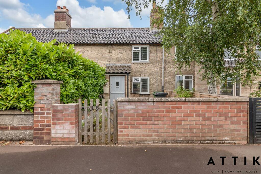 35 Loddon Road, Ditchingham, Bungay NR35 2RA (1).j