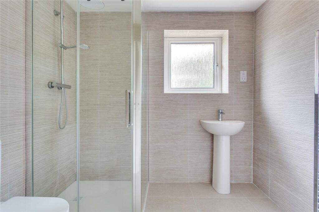 Ensuite Bathroom