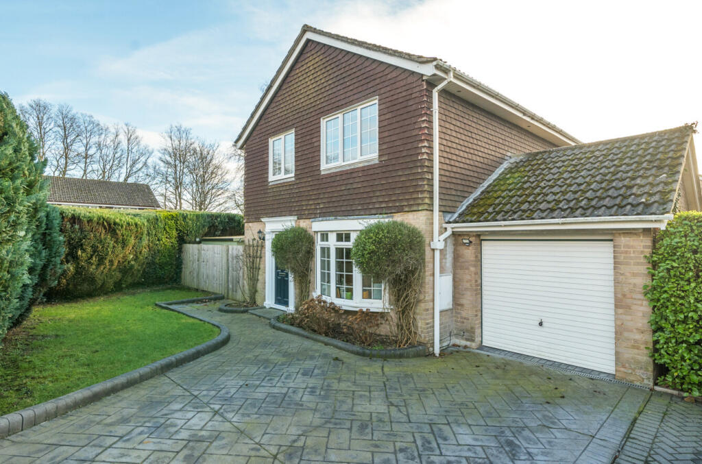 Bedwell Close, Rownhams, Southampton, Hampshire, SO16