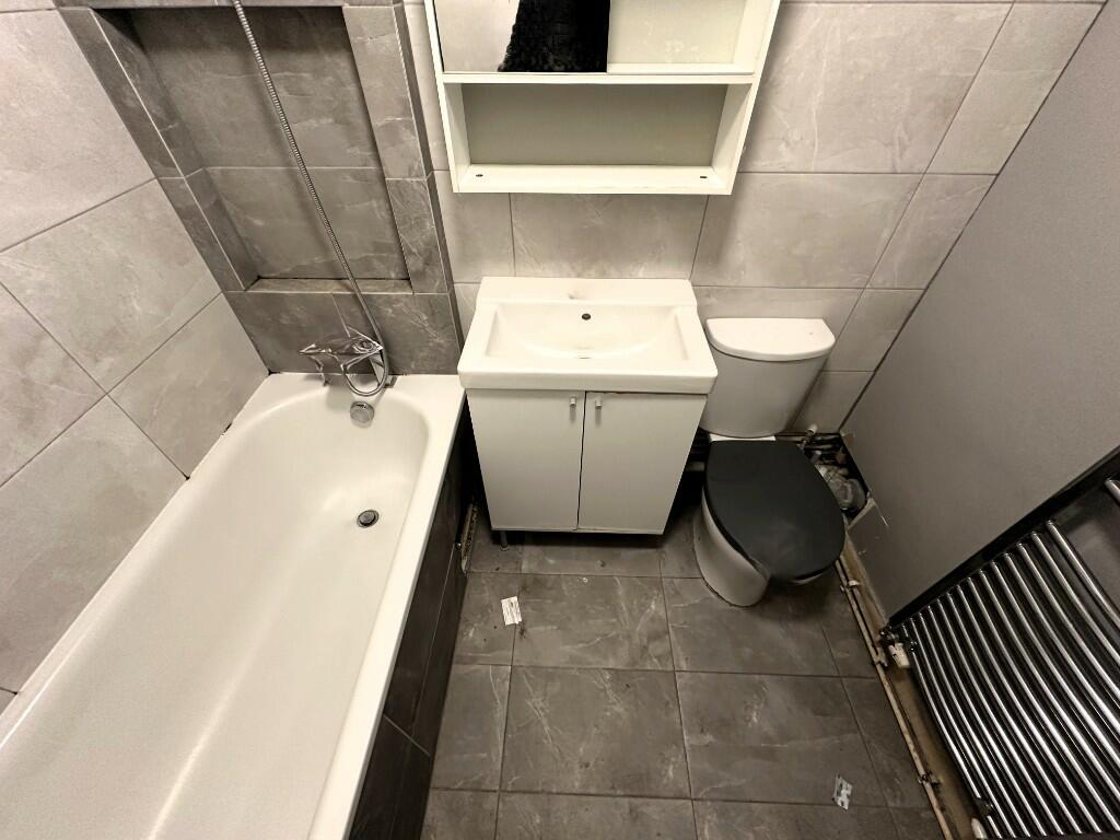 FITTED BATHROOM