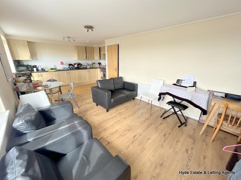 Highclere Avenue, Salford, M7 4ZU