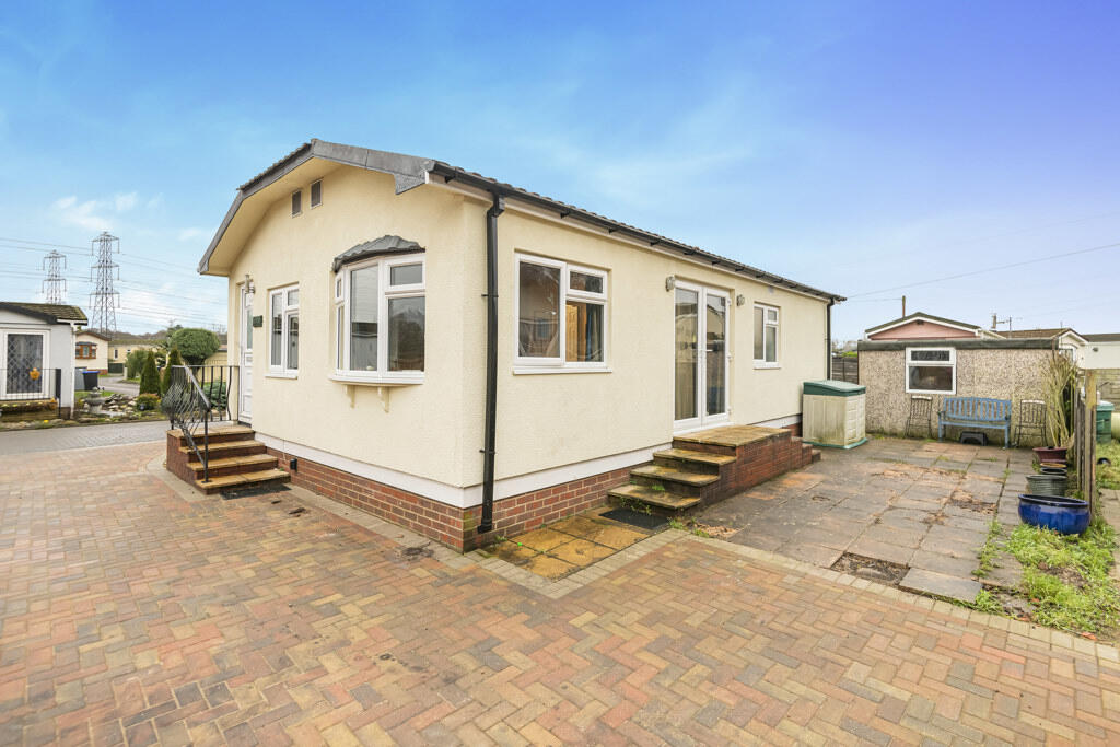 Woodlands, Meadowlands, Addlestone, KT15